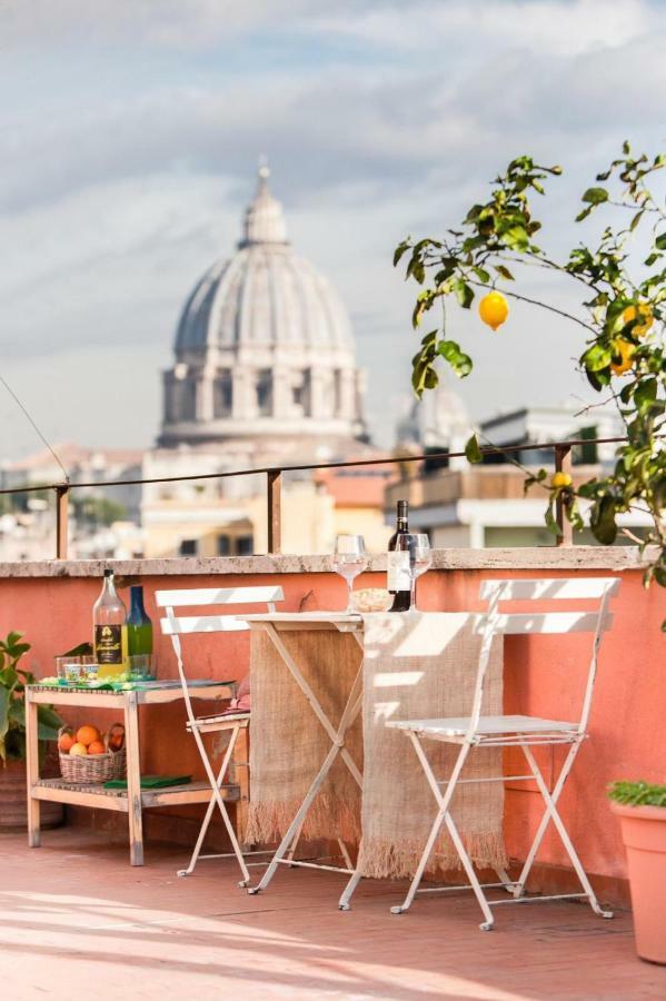 Postcard From St Peter'S Dome Apartment Bagian luar foto